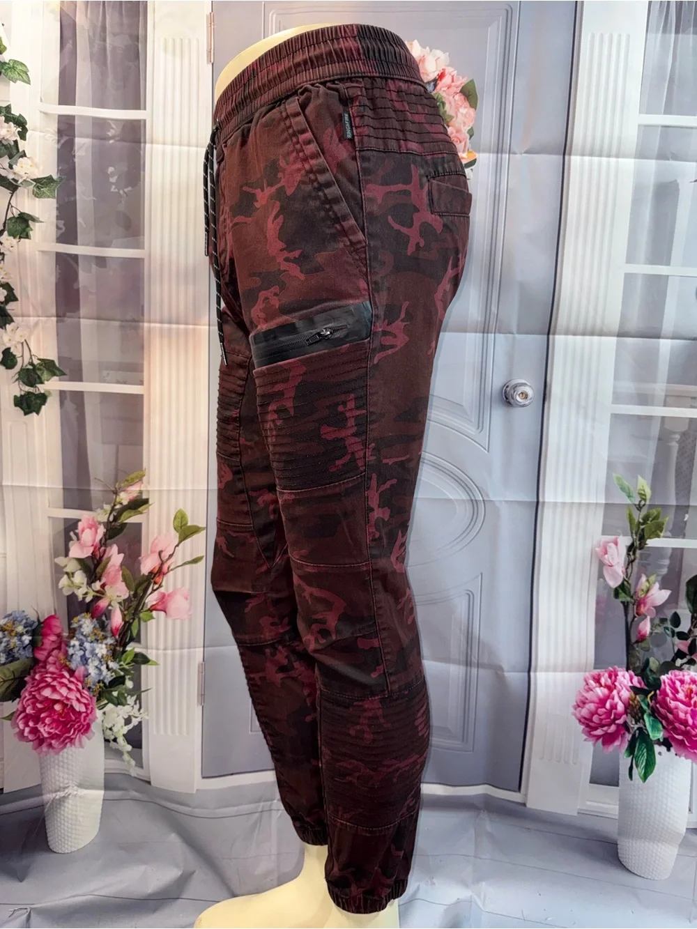 1058-Ring of Fire Men's Maroon Camouflage Jogger Pants